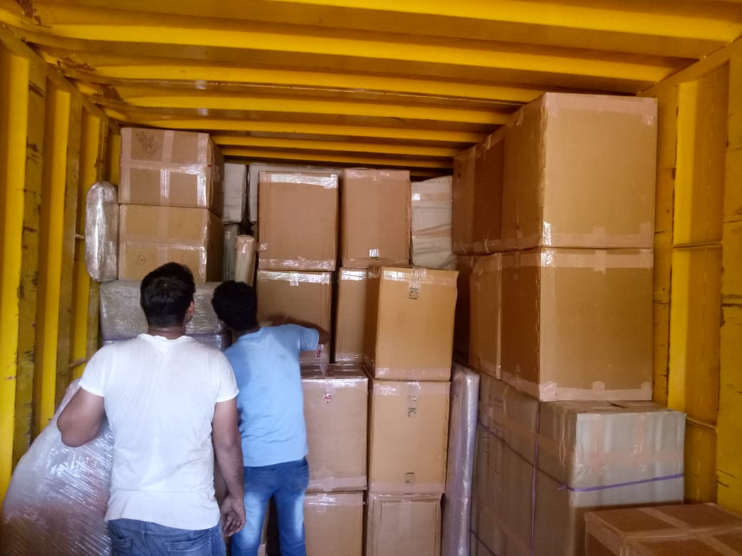 Moving crew